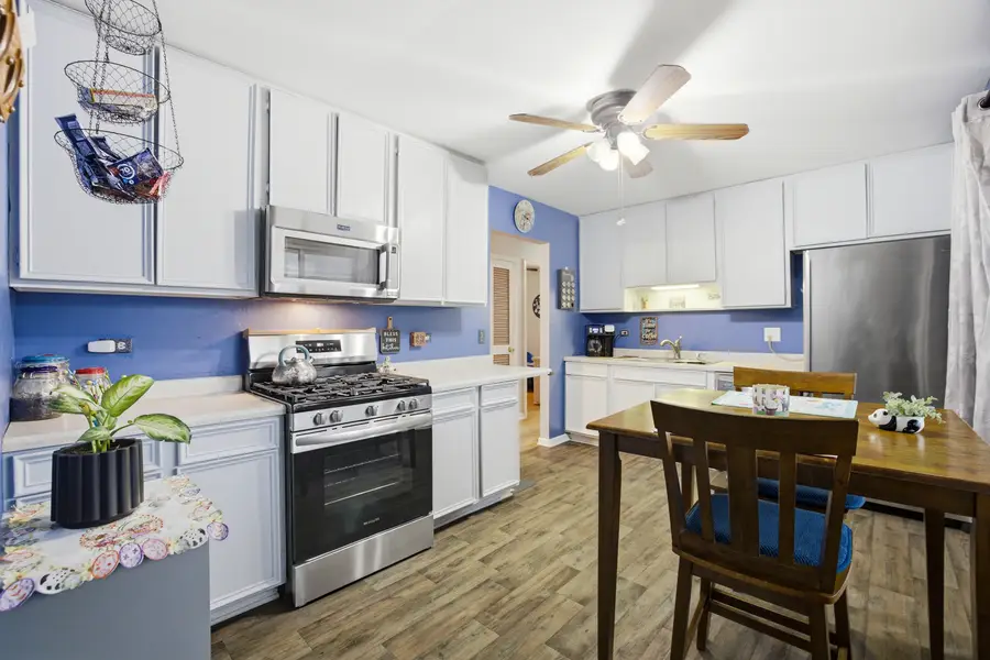 201 W Streamwood Boulevard, Streamwood, IL 60107 - #3