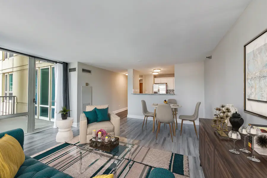 345 N La Salle Drive #902, Chicago, IL 60654 - #3