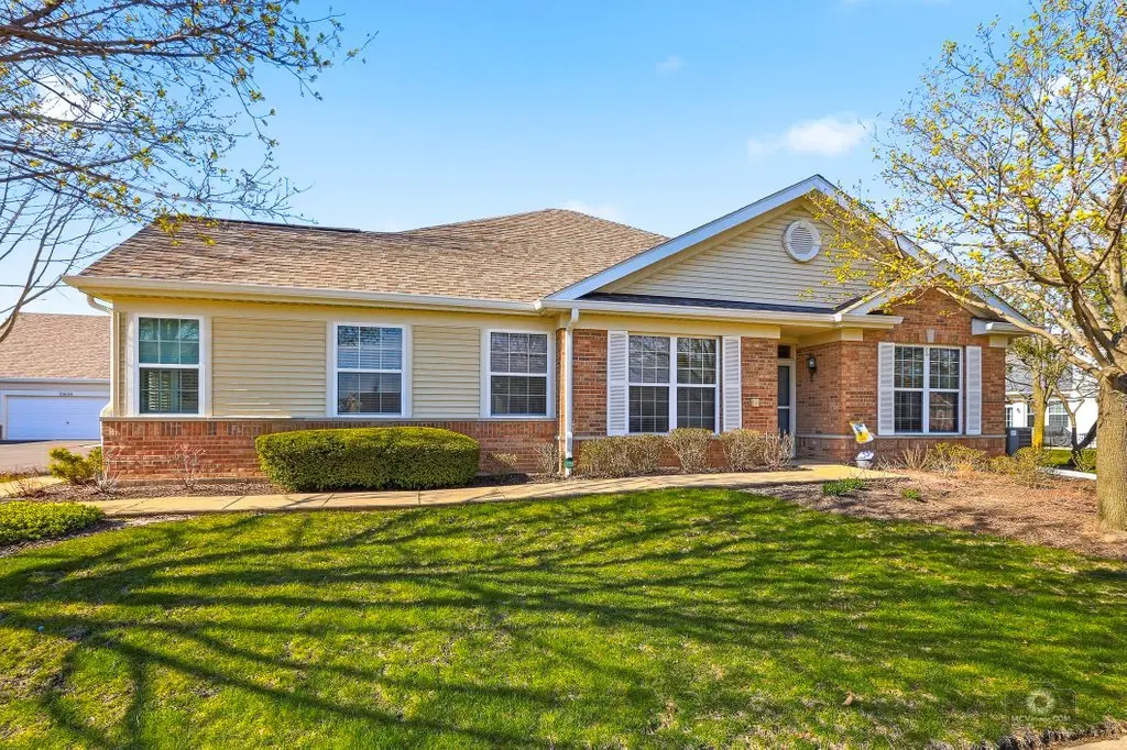 21450 Lake St Clair Drive, Crest Hill, IL 60403 - #1