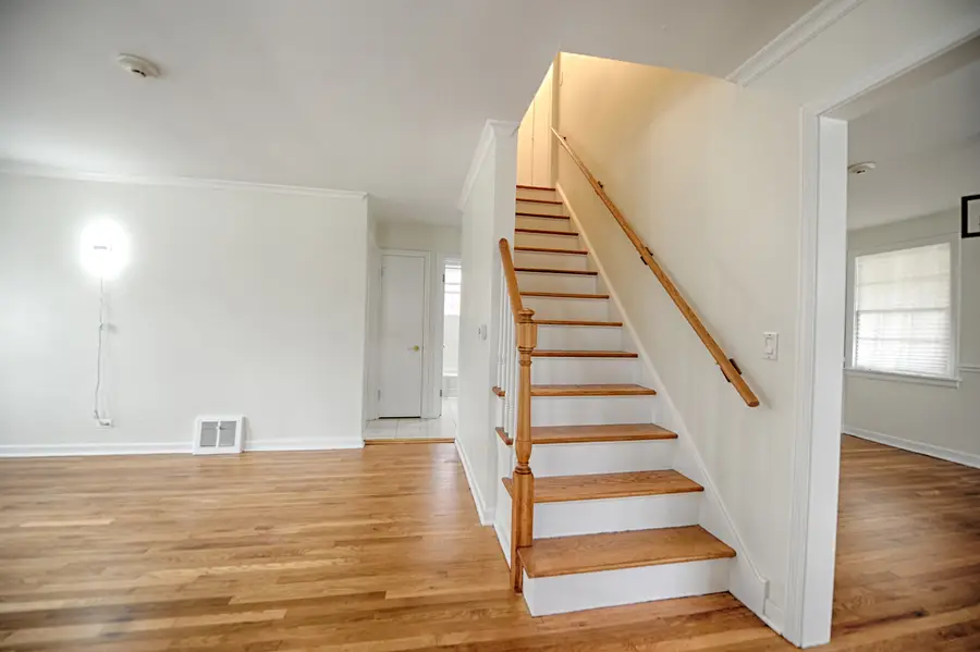 1457 Bristol Avenue, Westchester, IL 60154 - #3