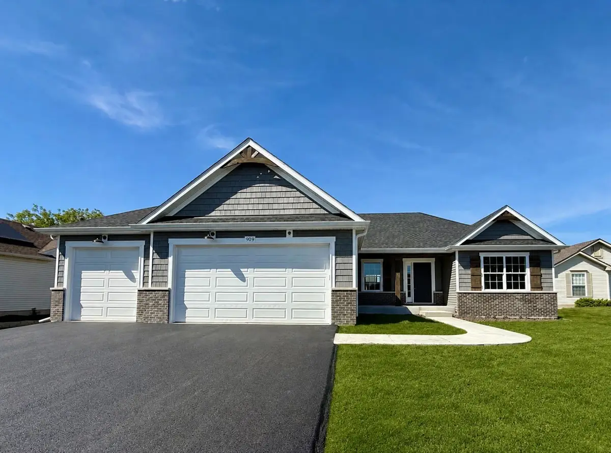 909 Bainbridge Court, Sandwich, IL 60548 - #1