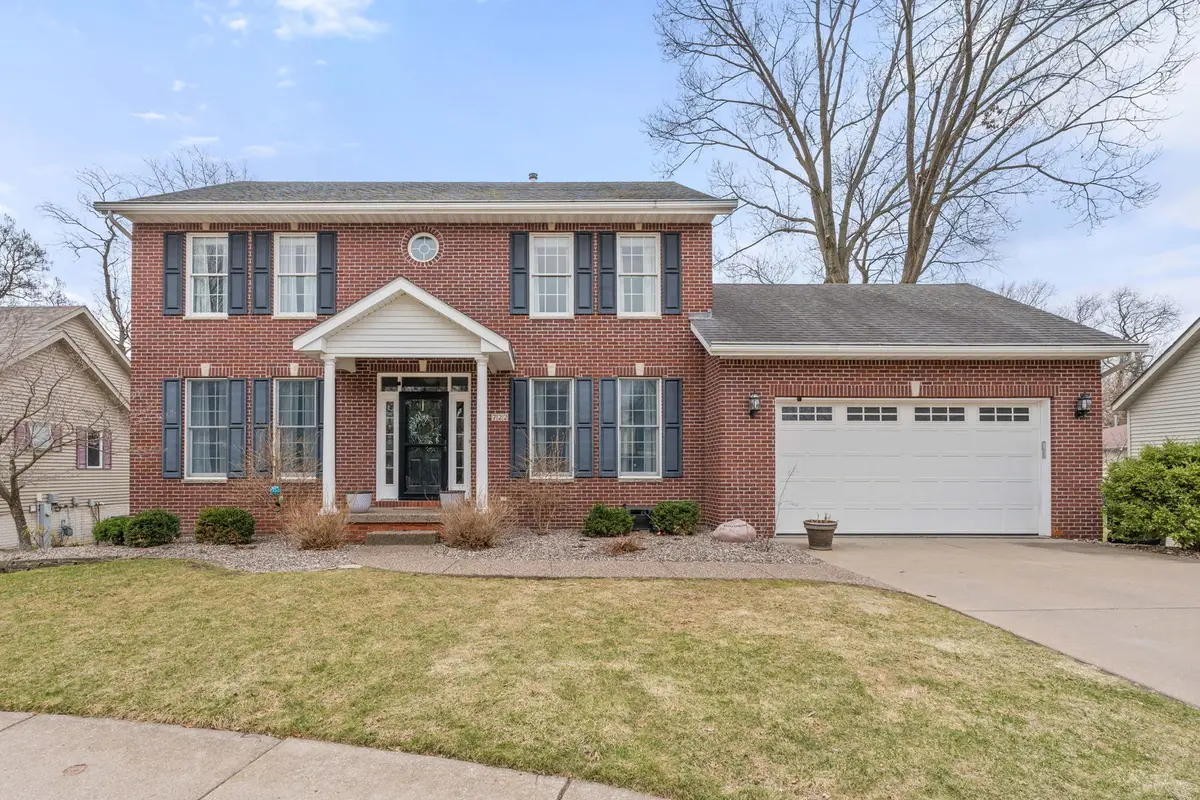 722 24th Avenue Court, Moline, IL 61265 - #1