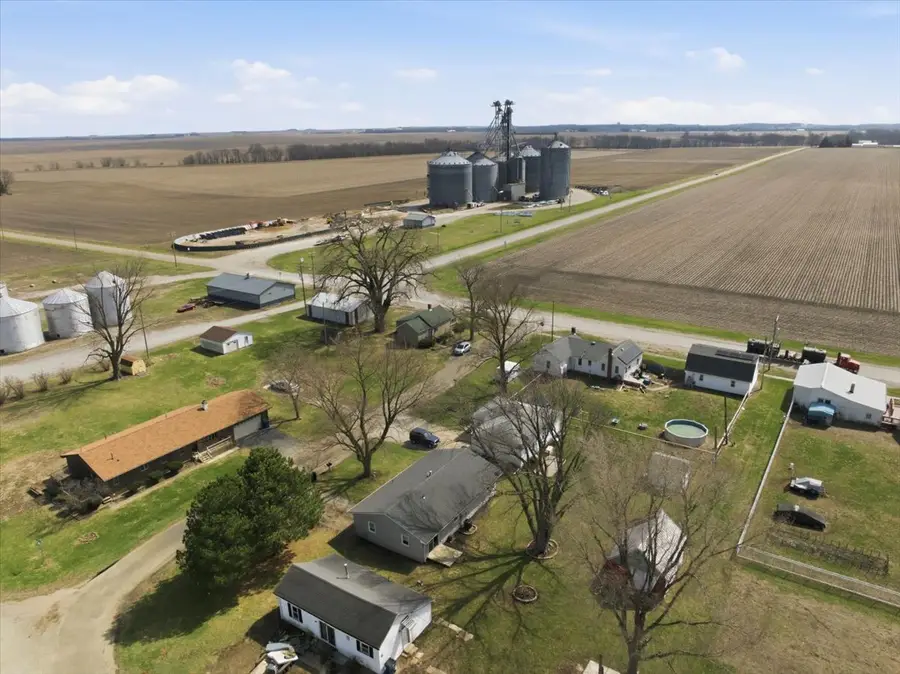 107 N Verry Street, Armington, IL 61721 - #2