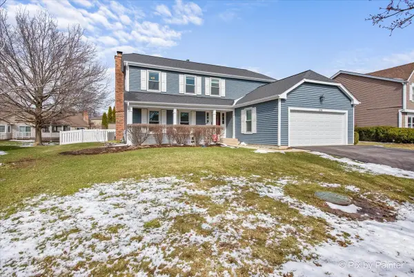 3218 Blackhawk Trail, St. Charles, IL 60174