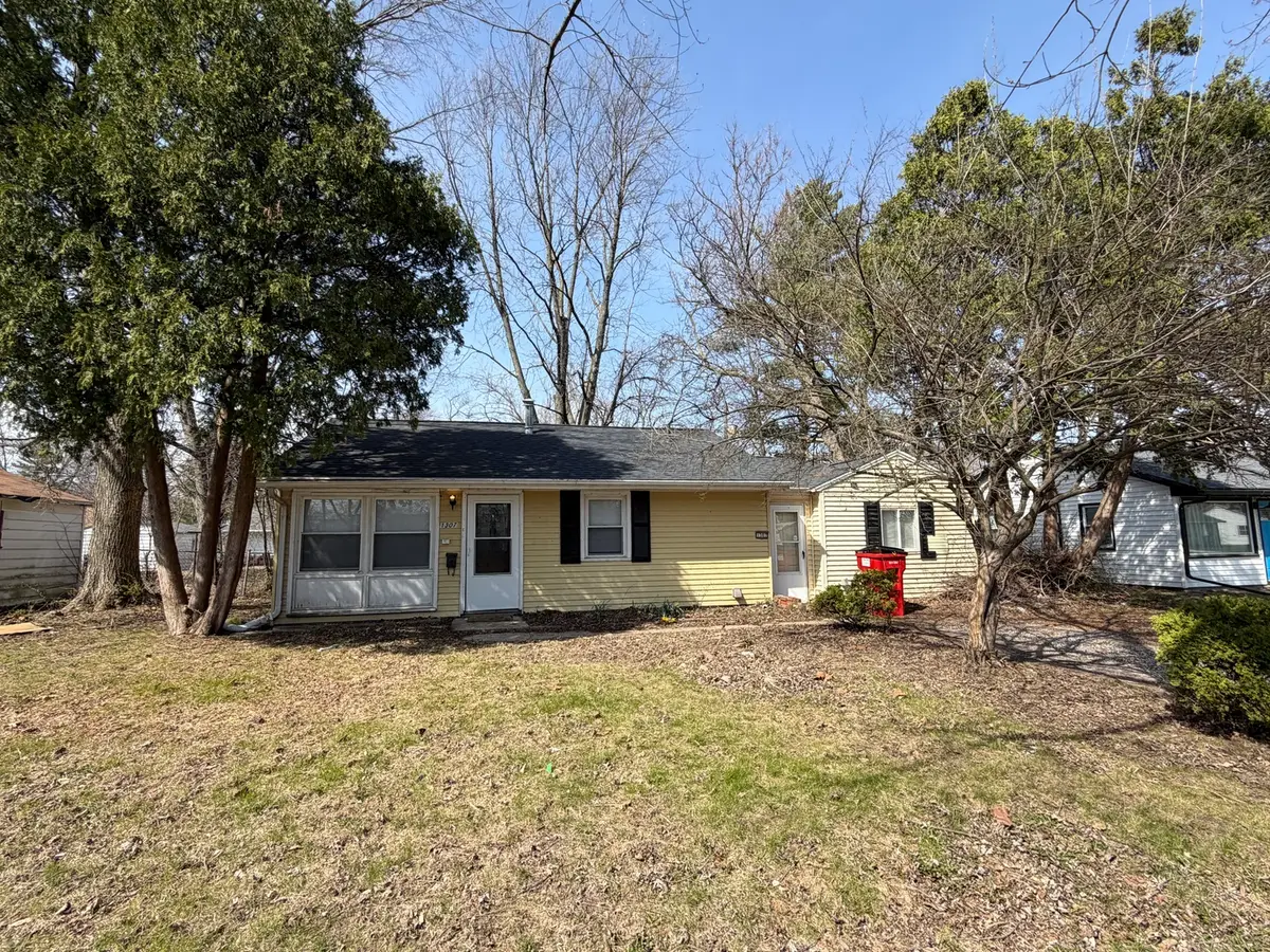 1307 Hedge Road, Champaign, IL 61821 - #1