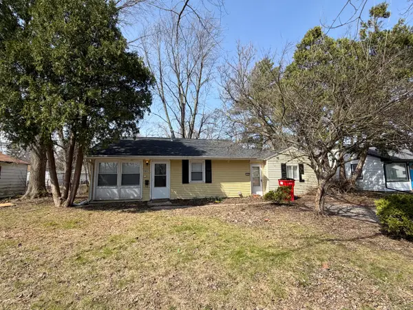 1307 Hedge Road, Champaign, IL 61821