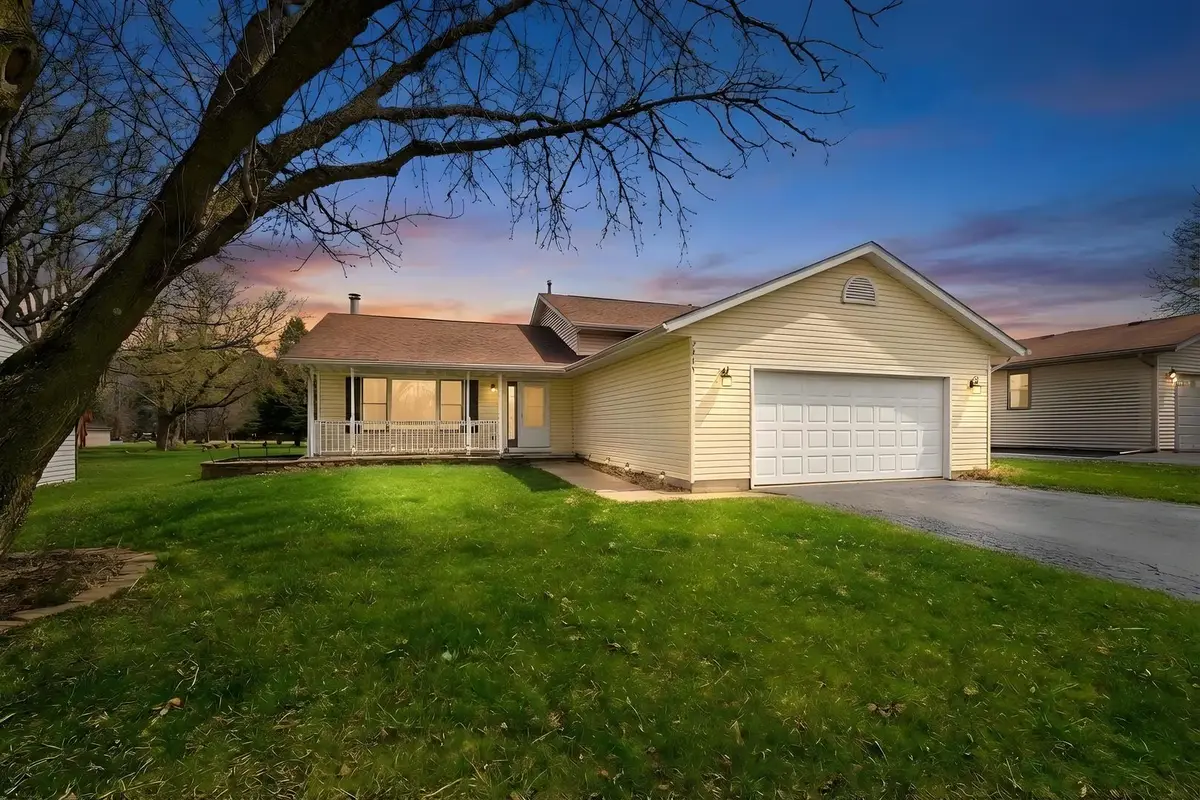 2211 Candlewick Drive Se, Poplar Grove, IL 61065 - #1