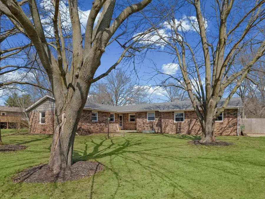 207 Timberview Drive, Mahomet, IL 61853 - #3