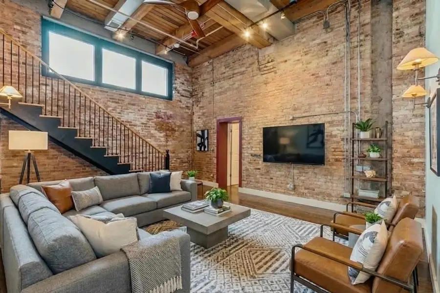 1727 S Indiana Avenue #105, Chicago, IL 60616 - #2