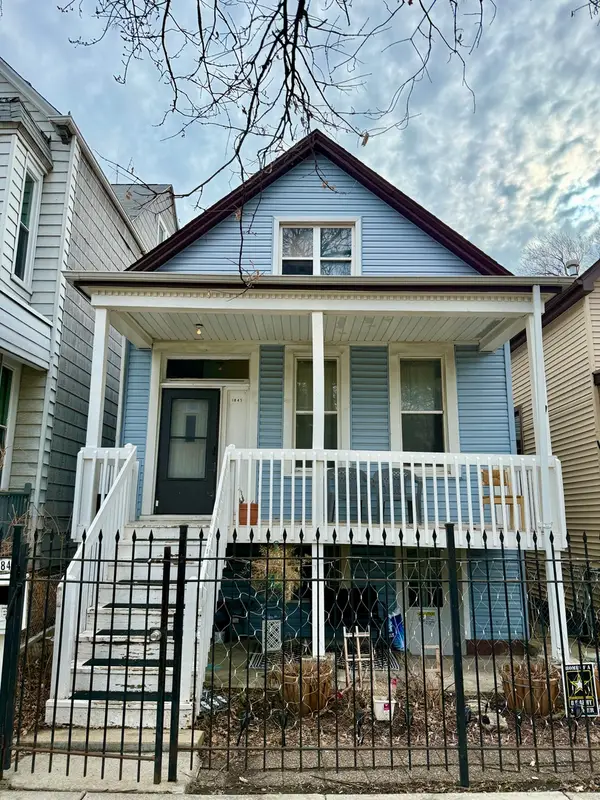 1845 N Sawyer Avenue, Chicago, IL 60647