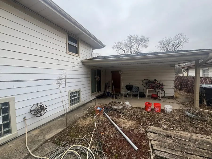 15654 South Park Avenue, South Holland, IL 60473 - #3