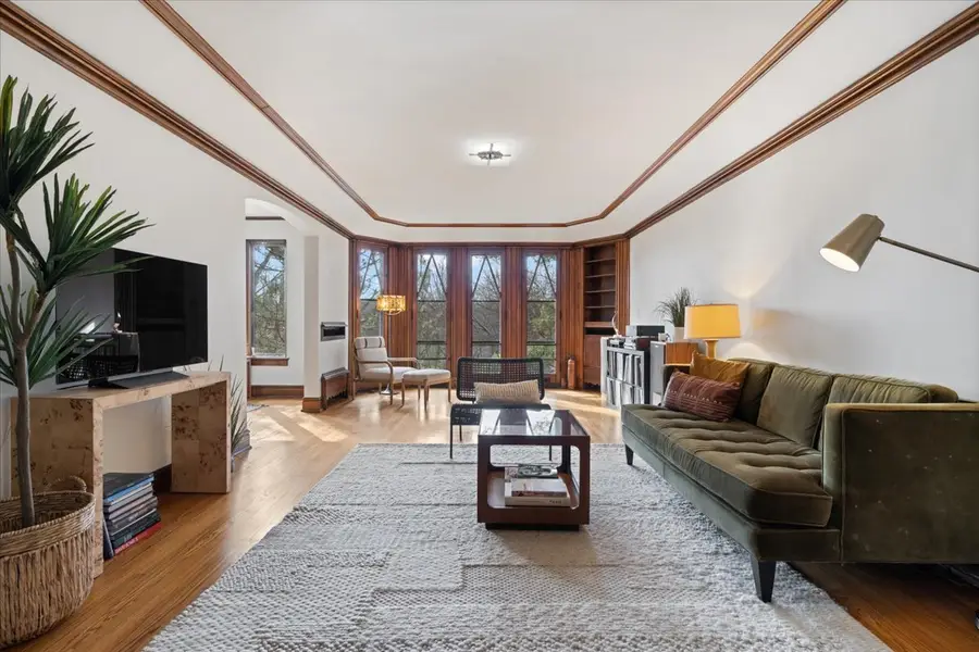 304 N Grove Avenue #3B, Oak Park, IL 60302 - #3