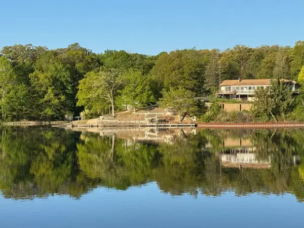 20 Chairtree Court, Putnam, IL 61560