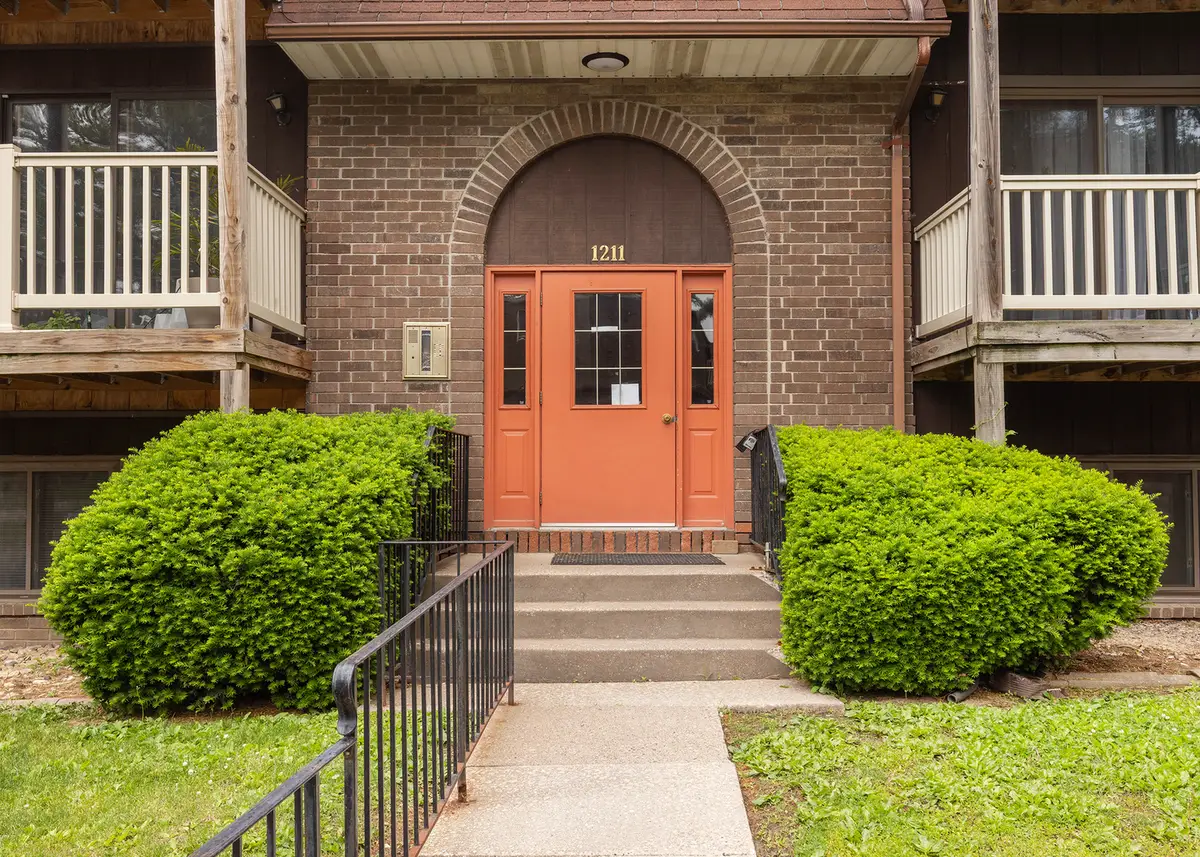 1211 48th Avenue #26, East Moline, IL 61244 - #1