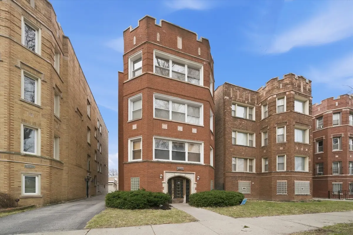 7960 S Phillips Avenue, Chicago, IL 60617 - #1