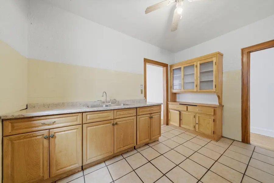 7960 S Phillips Avenue, Chicago, IL 60617 - #3