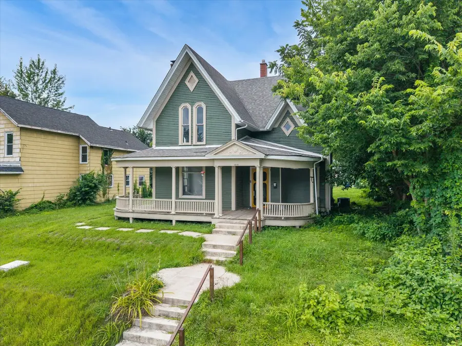 1210 Tremont Avenue, Davenport, IA 52803 - #3