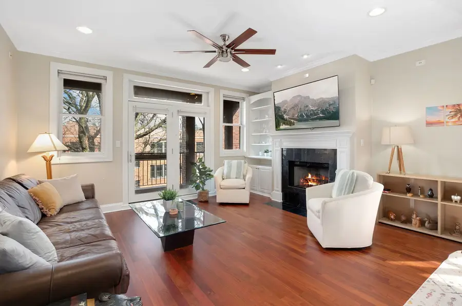 2946 N Sheffield Avenue #3S, Chicago, IL 60657 - #3