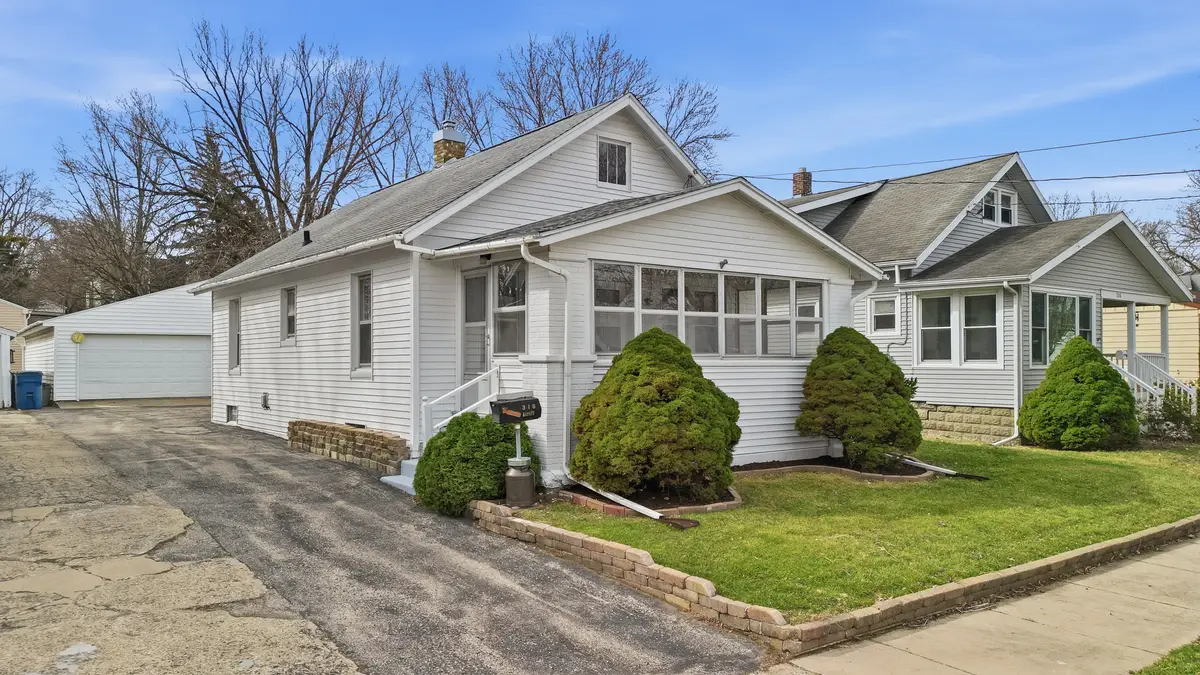 318 Spruce Street, Dixon, IL 61021 - #1