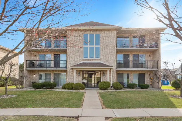 12799 Saint Andrews Court #3-202, Lemont, IL 60439