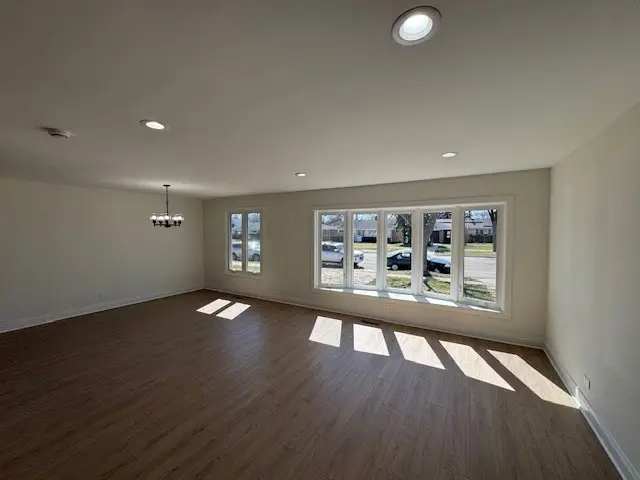 870 E Thacker Street, Des Plaines, IL 60016 - #2