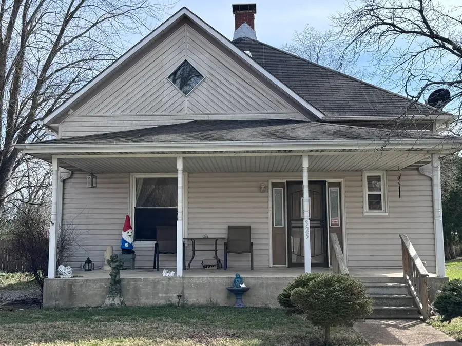 325 W Porter Street, Salem, IL 62881 - #2