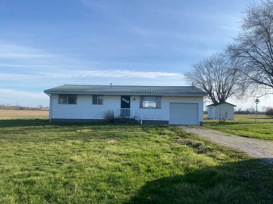 8562 E Park Street Road, Du Quoin No 6, IL 62832 - #2