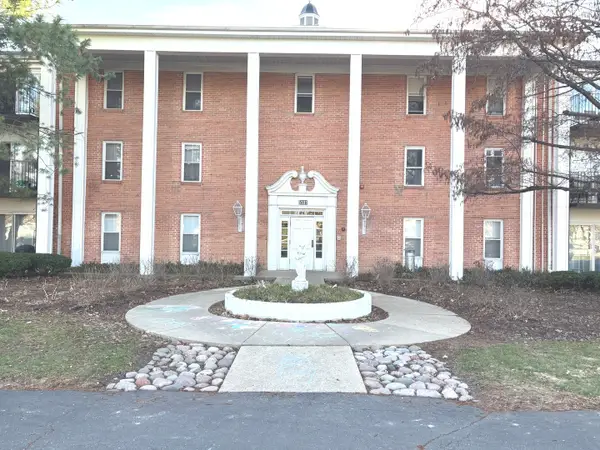 5101 Carriageway Drive #201, Rolling Meadows, IL 60008