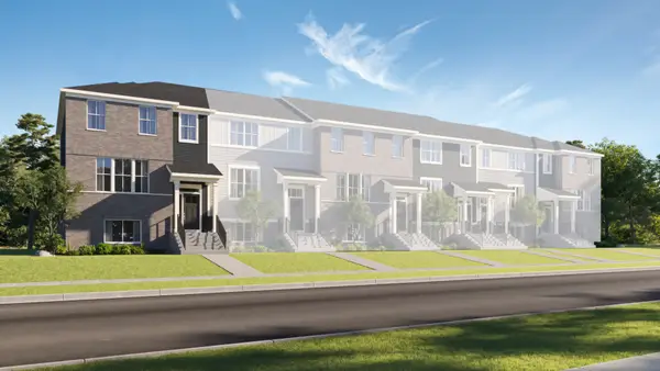 156 E Berkshire Drive, Crystal Lake, IL 60014