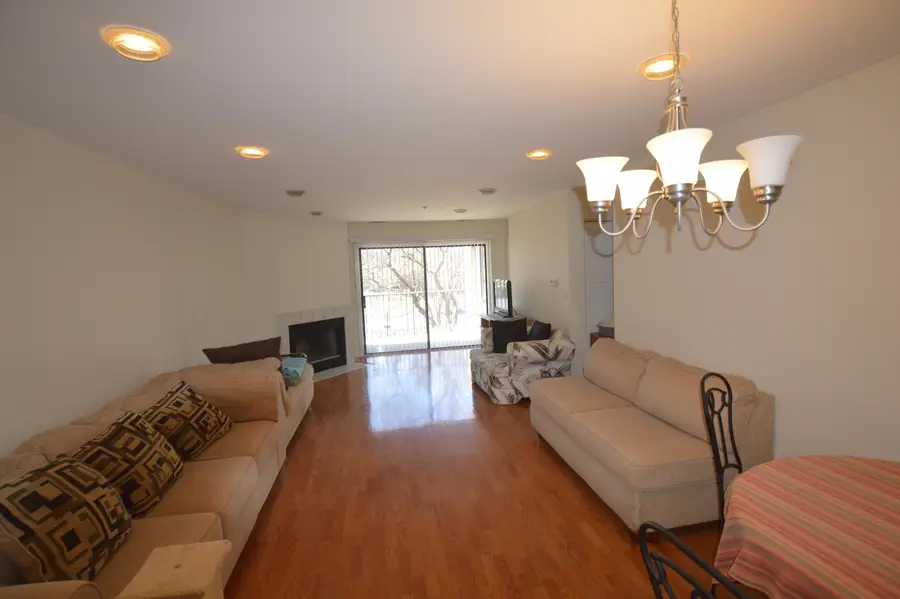 631 Hapsfield Lane #106, Buffalo Grove, IL 60089 - #2