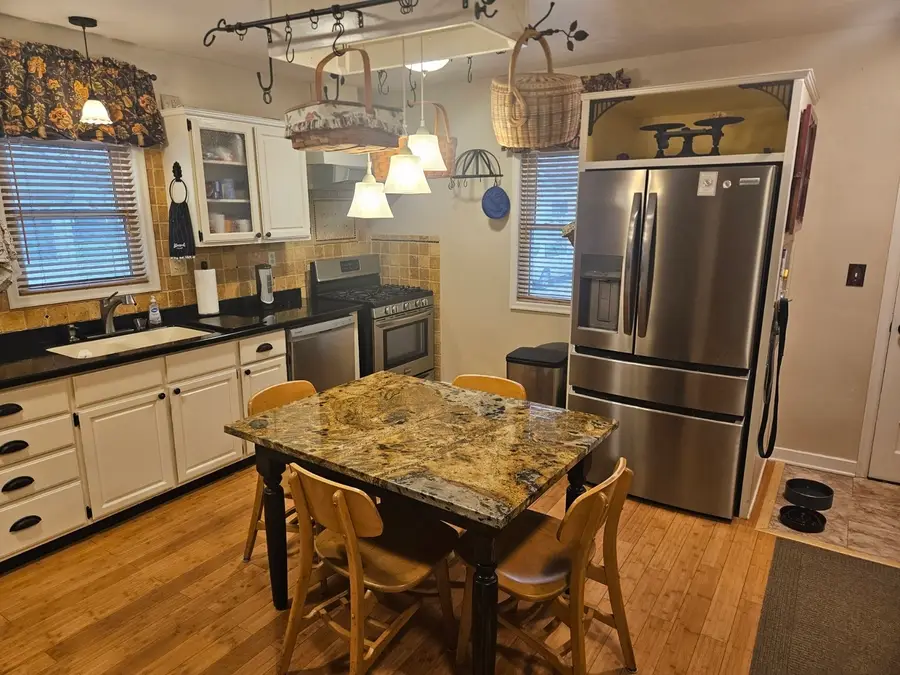 4506 26th Avenue, Moline, IL 61265 - #3