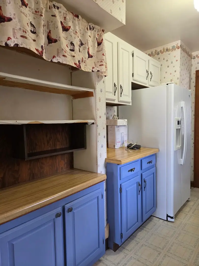 813 E 15th Street, Sterling, IL 61081 - #3