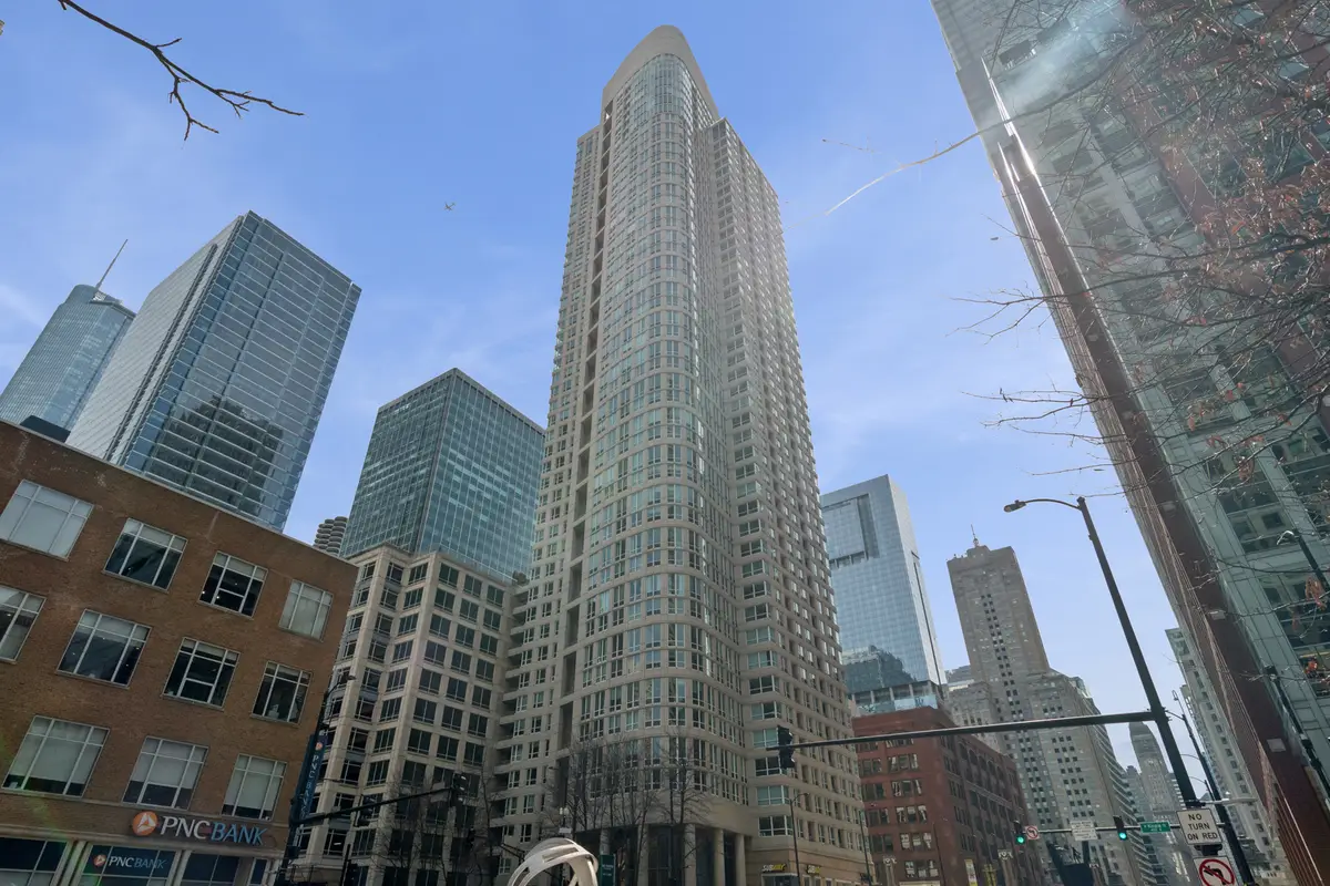345 N La Salle Drive #1706, Chicago, IL 60654 - #1
