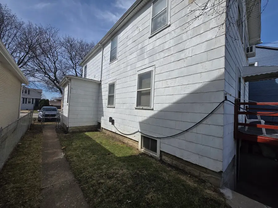 2531 N 75th Avenue, Elmwood Park, IL 60707 - #3
