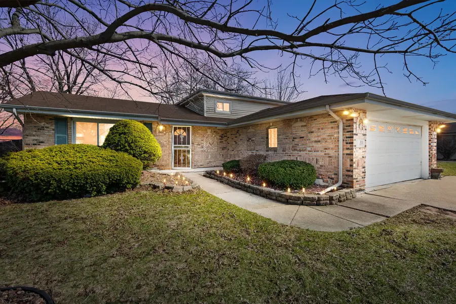 311 S Harper Avenue, Glenwood, IL 60425 - #2