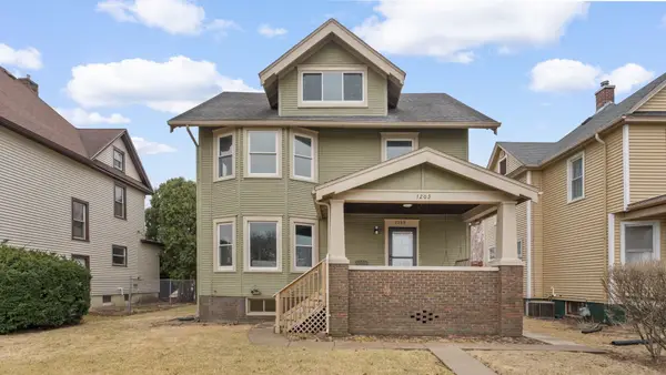 1203 W Locust Street, Davenport, IA 52804