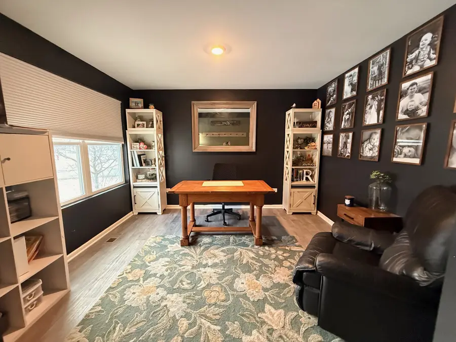 1208 Legacy Pointe Boulevard, Joliet, IL 60431 - #2