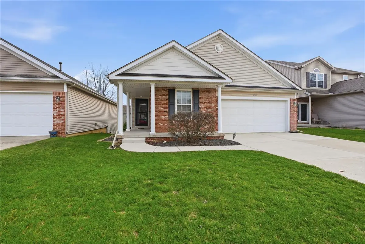 910 Gerike Way, Bloomington, IL 61704 - #1