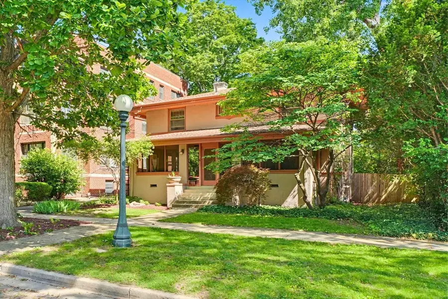 806 W Park Avenue, Champaign, IL 61820 - #3