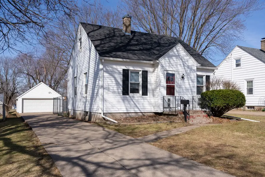 3418 Taylor Street, Davenport, IA 52806 - #2