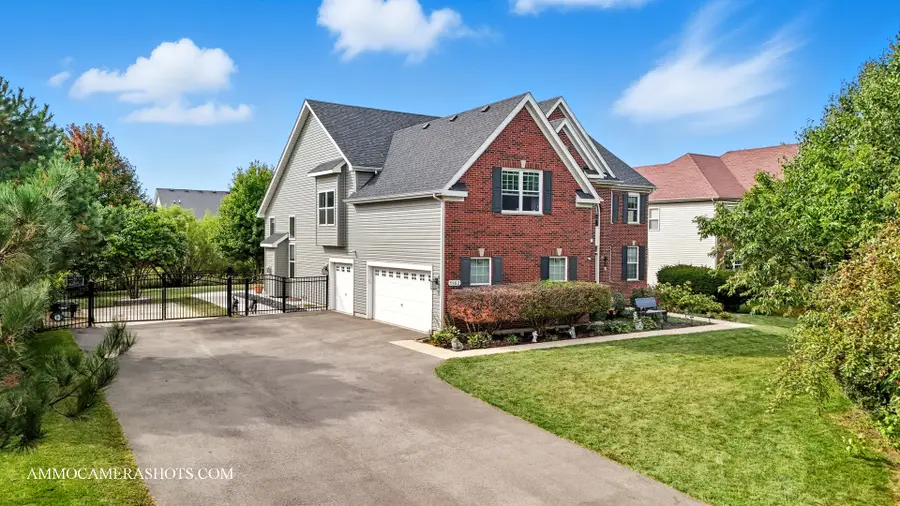 1142 Deerpath Road, Aurora, IL 60506 - #3