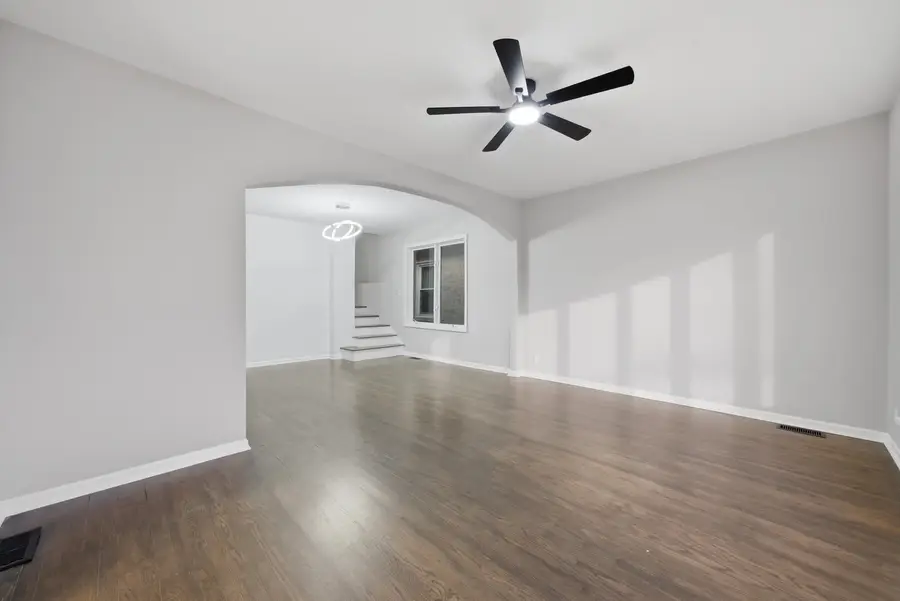 7825 W Cressett Drive, Elmwood Park, IL 60707 - #3