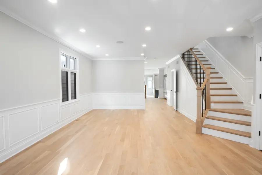 5054 N Claremont Avenue, Chicago, IL 60625 - #3