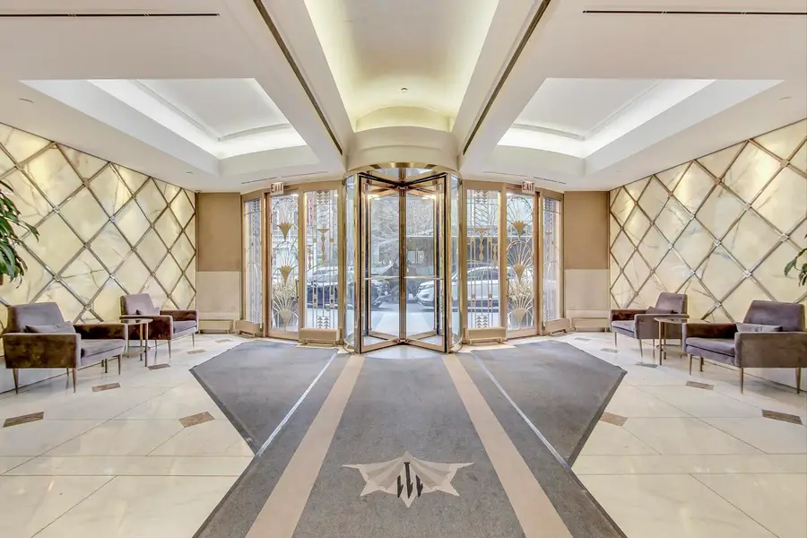 111 E Chestnut Street #PH-AB, Chicago, IL 60611 - #2