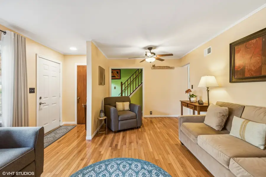 304 Moore Avenue, Saint Charles, IL 60174 - #3