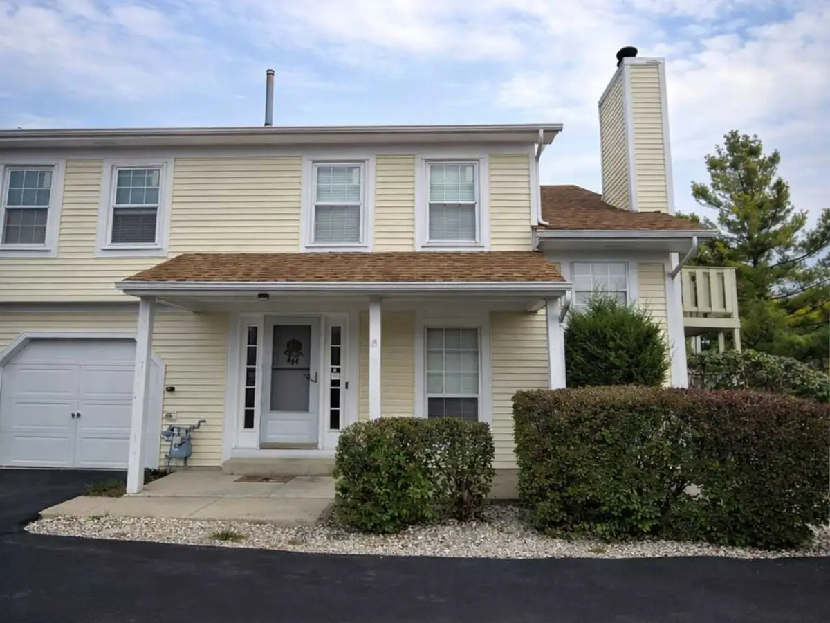 216 Whitewood Drive, Streamwood, IL 60107 - #1