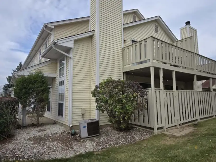 216 Whitewood Drive, Streamwood, IL 60107 - #3