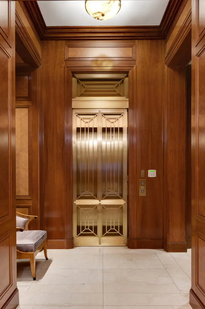 189 E Lake Shore Drive #PH18, Chicago, IL 60611 - #2