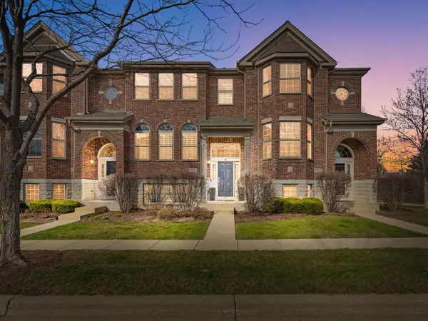 27W711 N Meadowview Drive, Winfield, IL 60190