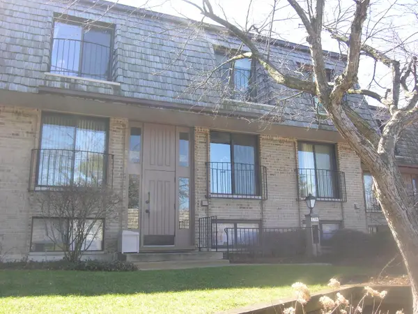 1706 Northfield Square #D, Northfield, IL 60093